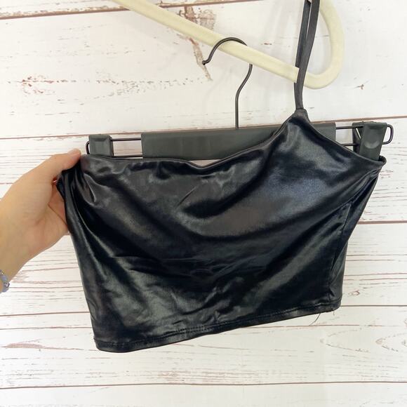 Windsor S Black Faux Vegan Leather One Shoulder Strap Cami Crop Top - Picture 3 of 6